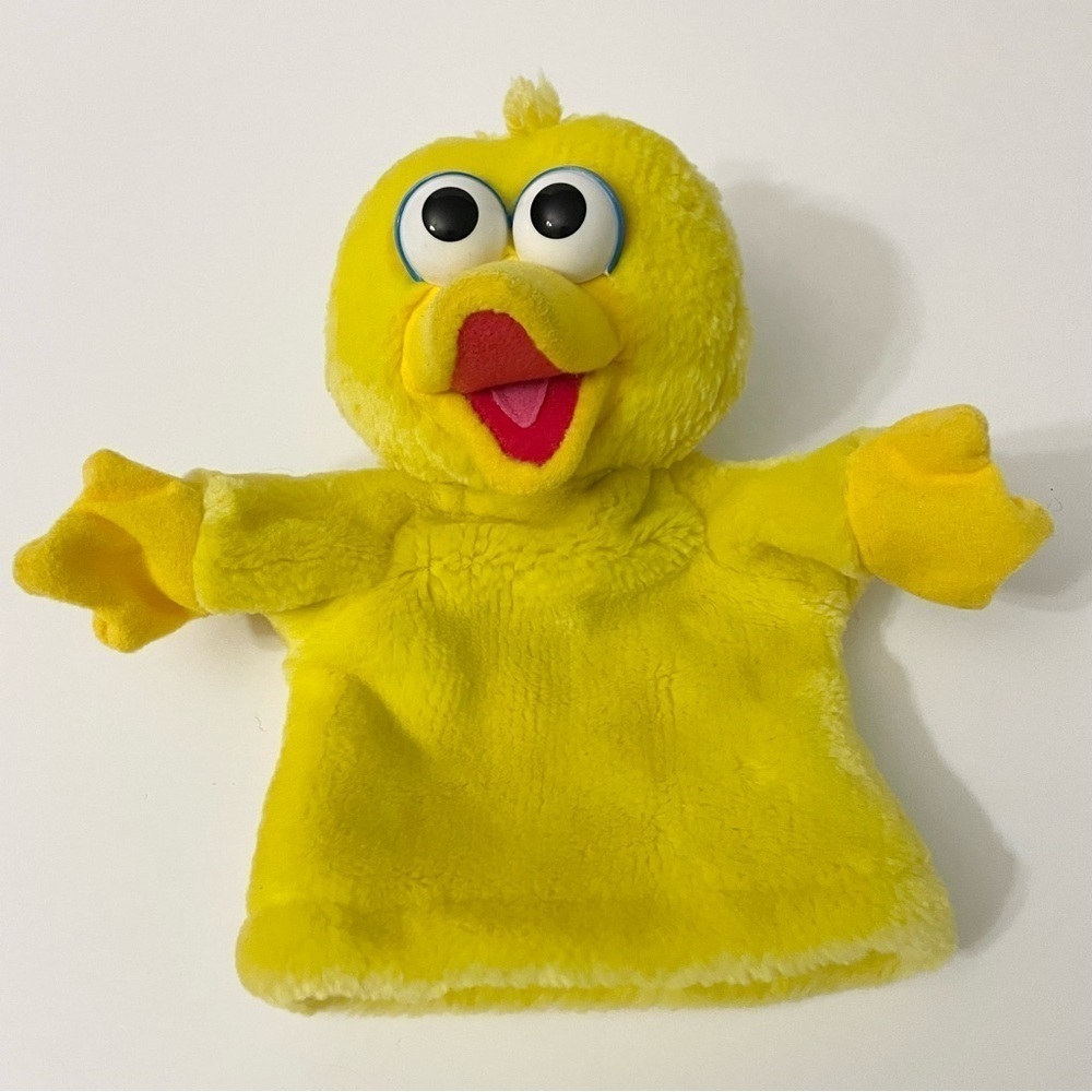 Vintage 1996 Jim Henson Sesame Street Big Bird 8" Hand Puppet Plush Tyco